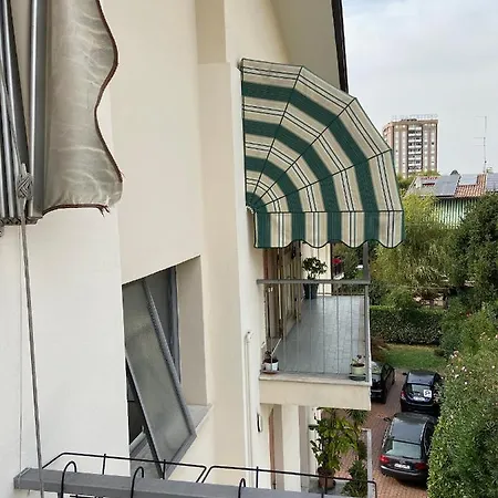 Tiramisu, A Cozy 2-bdrm Apt 아파트 *