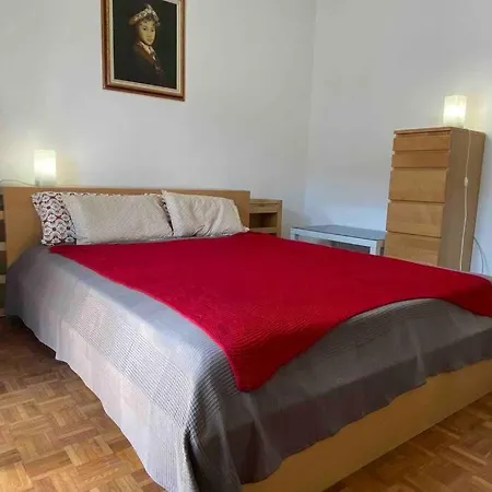 Tiramisu, A Cozy 2-bdrm Apt